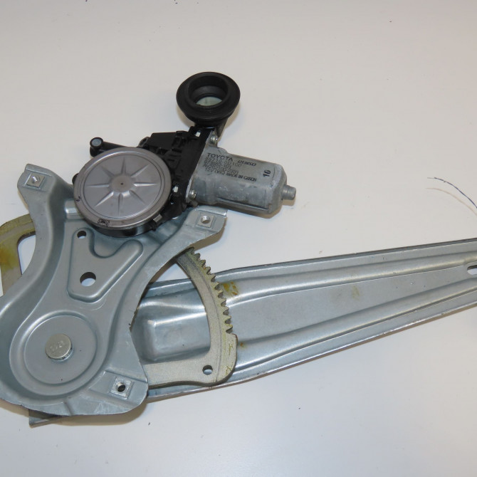 Mecanisme+moteur leve-glace arg occasion TOYOTA YARIS III YARIS III Phase 1 2011-03-01->2015-04-30 698400D230 1