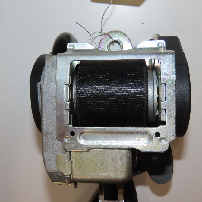 Ceinture avant droite occasion VOLKSWAGEN GOLF V Phase 1 11-2003->10-2008 1.4i 75ch 1K4857706BARAA 2