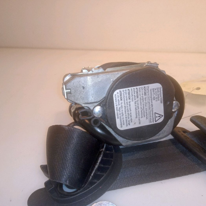 Ceinture avant droite occasion VOLKSWAGEN GOLF VI Phase 1 10-2008->04-2013 2.0 TDI 140ch 1K4857706BMRAA 3