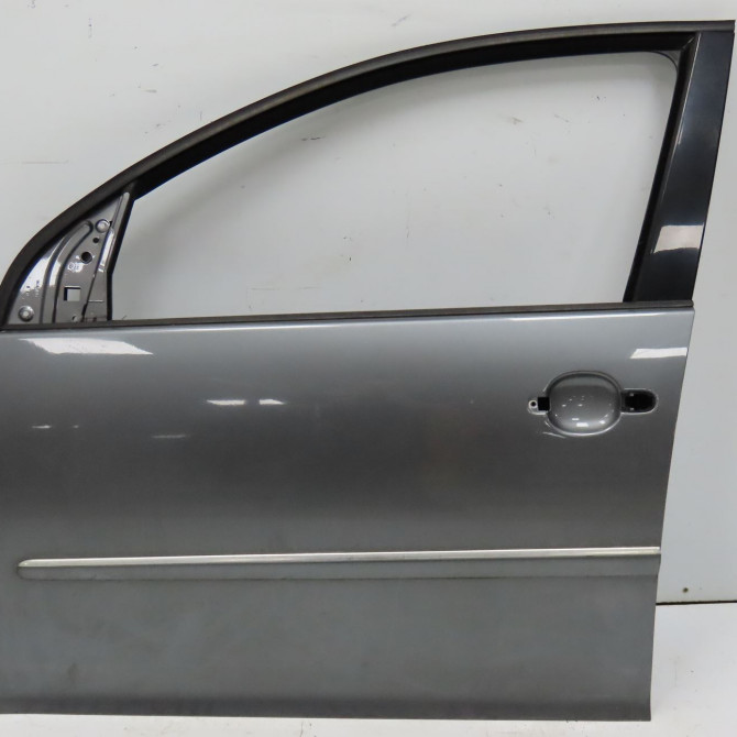 Porte avant gauche occasion VOLKSWAGEN GOLF V Phase 1 11-2003->10-2008 2.0 TDI 136ch 1K4831301AB 1