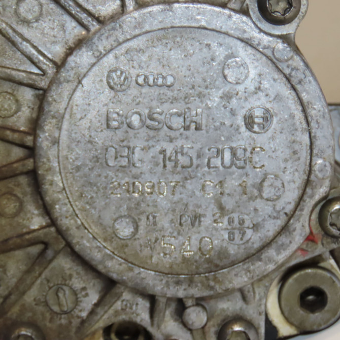 Pompe a vide occasion VOLKSWAGEN GOLF V Phase 1 11-2003->10-2008 2.0 TDI 136ch 3