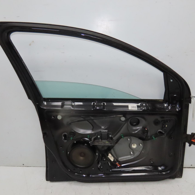 Porte avant gauche occasion VOLKSWAGEN GOLF V Phase 1 11-2003->10-2008 1.9 TDI 105ch 1K4831301AB 2