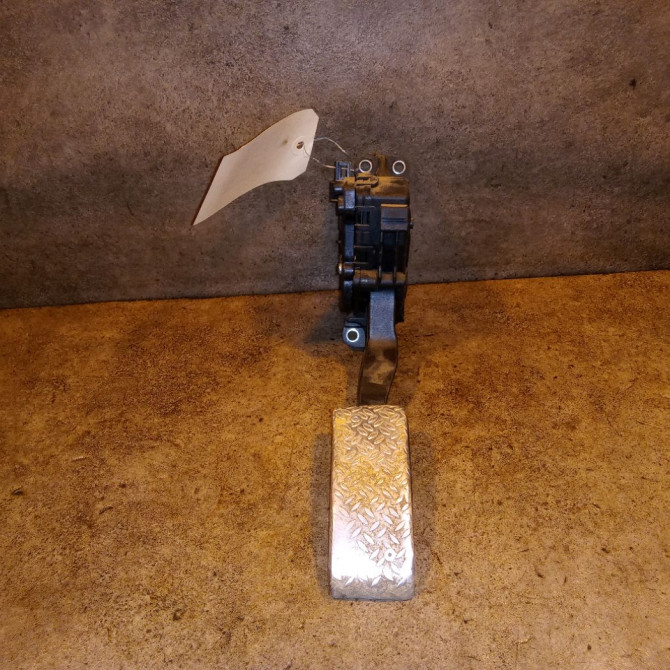 Potentiometre accelerateur occasion DACIA DUSTER Phase 1 03-2010->12-2013 1.5 DCI 110ch 2