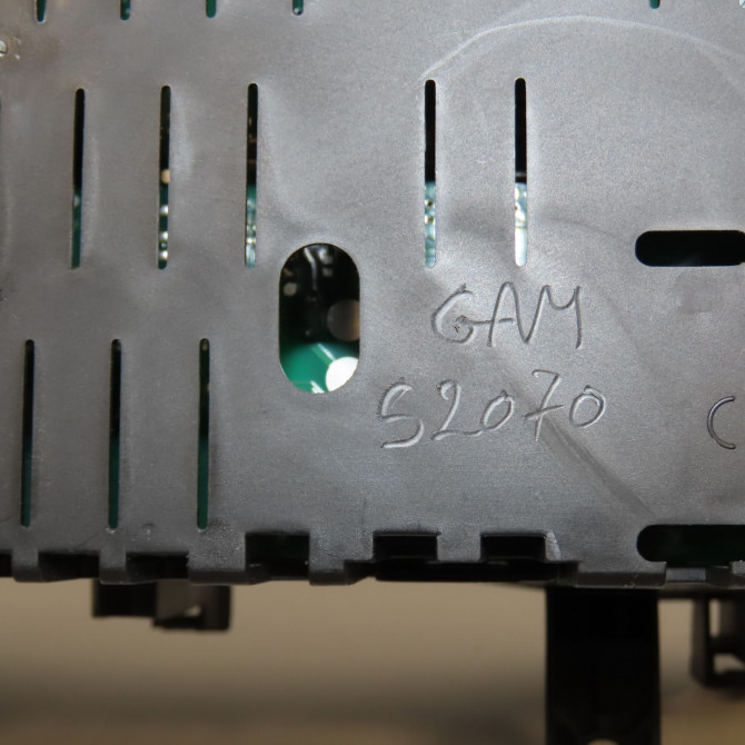 Compteur occasion VOLKSWAGEN POLO IV Phase 2 05-2005->09-2009 1.4 TDI 80ch 6Q0920803DX002 4