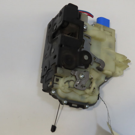 Serrure porte ard occasion SEAT IBIZA III Phase 1 03-2002->03-2006 1.4i 100ch 3B4839016AN