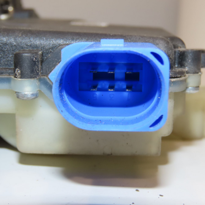 Serrure porte ard occasion SEAT IBIZA III Phase 1 03-2002->03-2006 1.4i 100ch 3B4839016AN 5