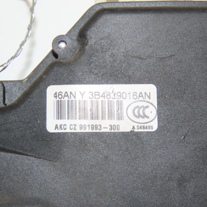 Serrure porte ard occasion SEAT IBIZA III Phase 1 03-2002->03-2006 1.4i 100ch 3B4839016AN 6