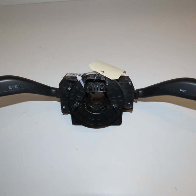 Bloc commodos occasion VOLKSWAGEN POLO IV Phase 2 05-2005->09-2009 1.4 TDI 70ch 6Q0953513G9B9 1