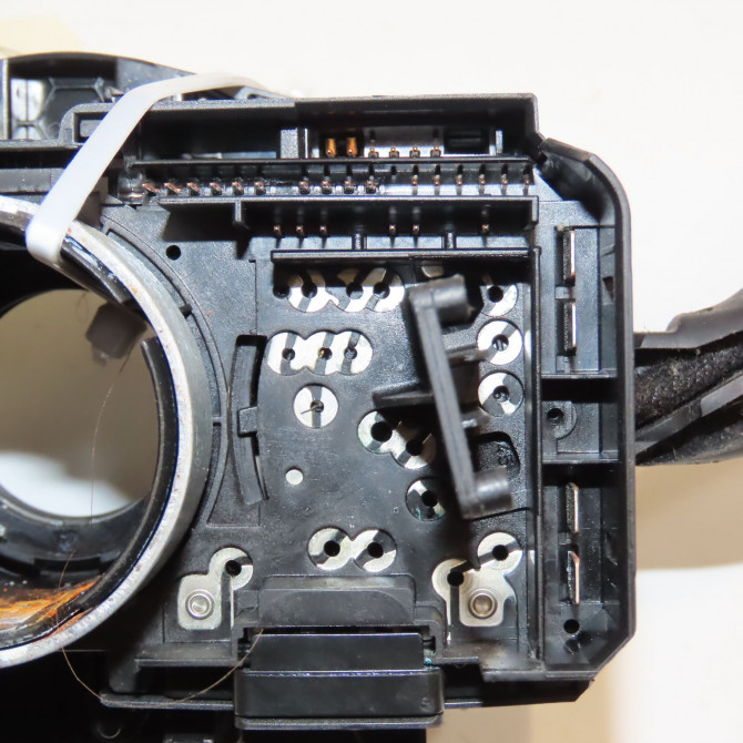 Bloc commodos occasion VOLKSWAGEN POLO IV Phase 2 05-2005->09-2009 1.4 TDI 70ch 6Q0953513G9B9 3