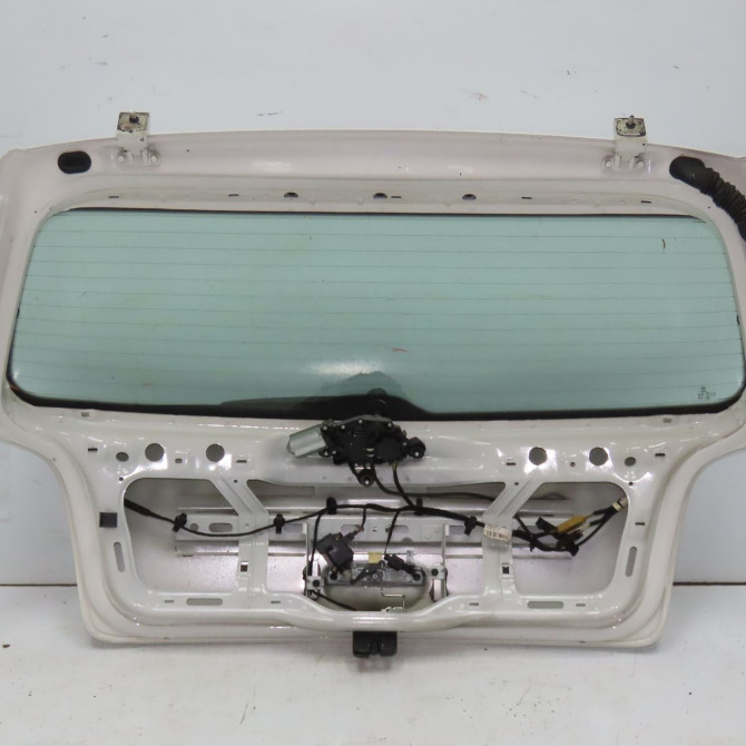 Hayon occasion VOLKSWAGEN POLO IV Phase 2 05-2005->09-2009 1.4 TDI 70ch 6Q6827025S 2