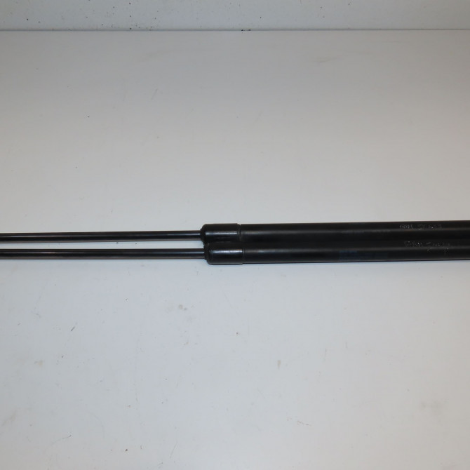 Verin droit hayon occasion VOLKSWAGEN POLO IV Phase 2 05-2005->09-2009 1.4 TDI 70ch 6Q6827550D 1