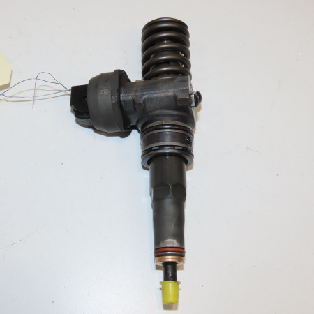 Injecteur occasion VOLKSWAGEN POLO IV Phase 2 05-2005->09-2009 1.4 TDI 80ch 38130079TX