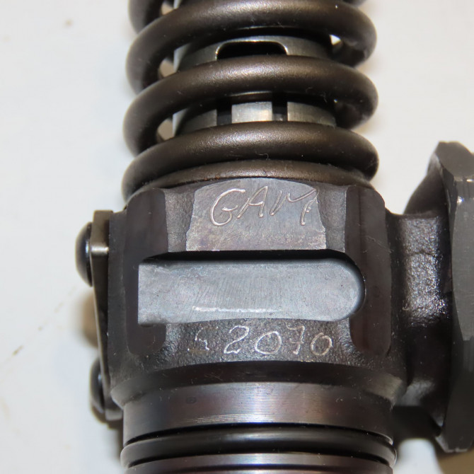 Injecteur occasion VOLKSWAGEN POLO IV Phase 2 05-2005->09-2009 1.4 TDI 80ch 38130079TX 6