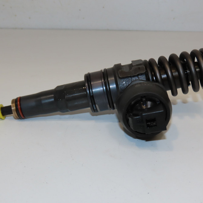 occasion VOLKSWAGEN POLO IV Phase 2 05-2005->09-2009 1.4 TDI 70ch 38130079TX 2