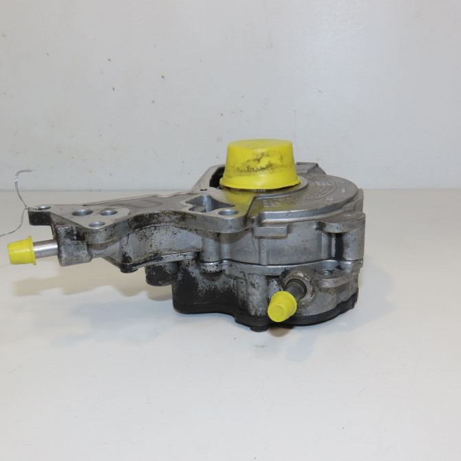 Pompe a vide occasion VOLKSWAGEN POLO IV Phase 2 05-2005->09-2009 1.4 TDI 70ch 2