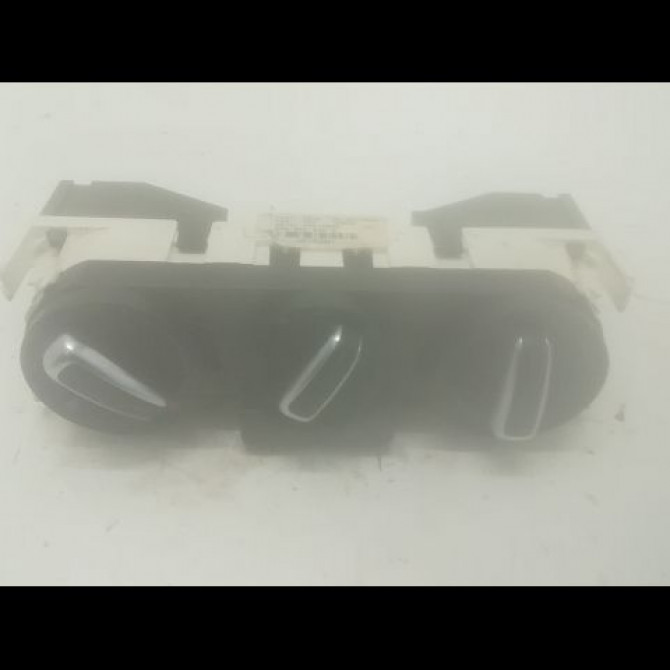 Commande de chauffage occasion VOLKSWAGEN POLO V POLO V Phase 1 2009-09-01->2014-05-31 1.6 TDI 90 6R0907044BWZU 1