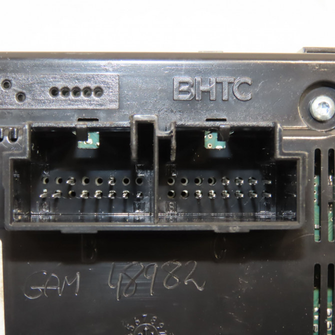 Commande de chauffage occasion VOLKSWAGEN T ROC 5G0907044FSWZU 4