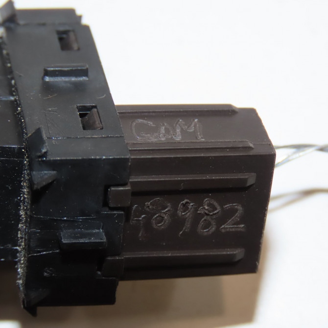 Commande leve-glace porte arrière gauche occasion VOLKSWAGEN T ROC 5G0959855LWZU 4