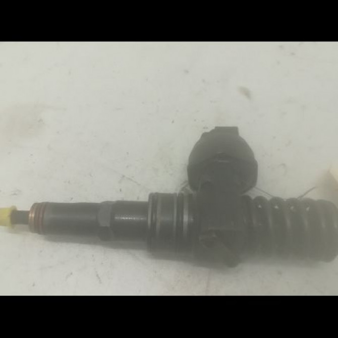 occasion VOLKSWAGEN GOLF V Phase 1 11-2003->10-2008 1.9 TDI 105ch 38130073AG 1