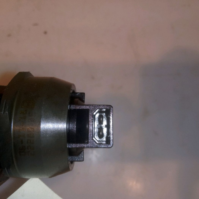 occasion VOLKSWAGEN GOLF V Phase 1 11-2003->10-2008 1.9 TDI 90ch 38130073AG 3