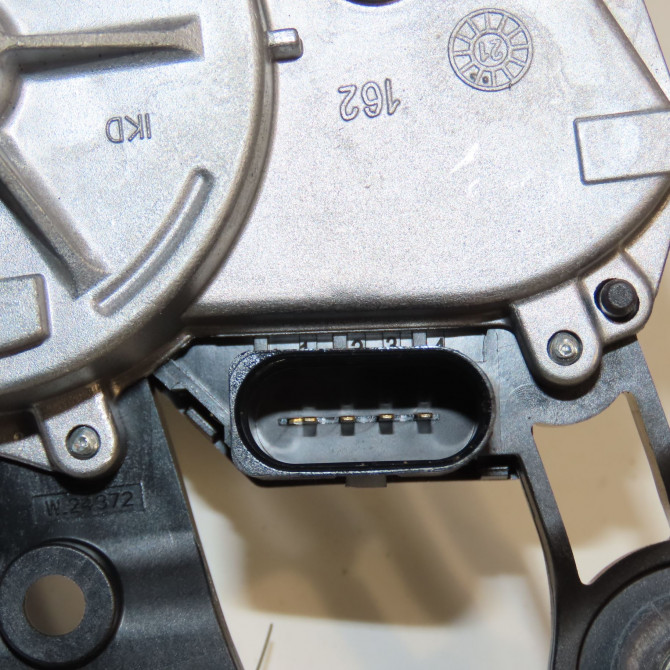 Moteur essuie-glace arrière occasion VOLKSWAGEN T ROC 5G0955711C 3