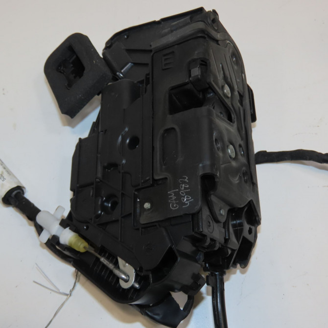 Serrure porte avd occasion VOLKSWAGEN T ROC 5TB837016C 2