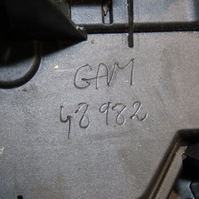 Serrure porte ard occasion VOLKSWAGEN T ROC 5TA839016Q 5