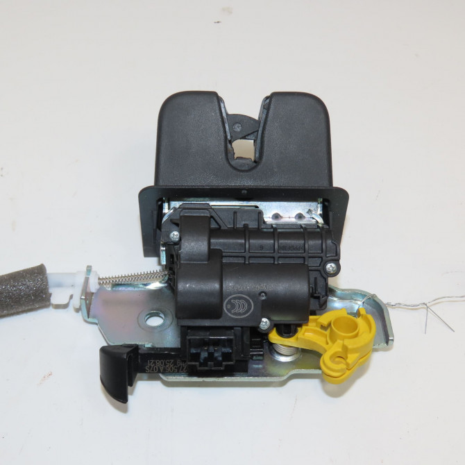 Serrure hayon occasion VOLKSWAGEN T ROC 2GA827506A 1