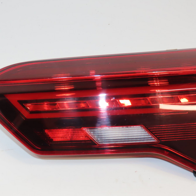 Feu arrière intérieur droit occasion VOLKSWAGEN T ROC 2GA945094B 1