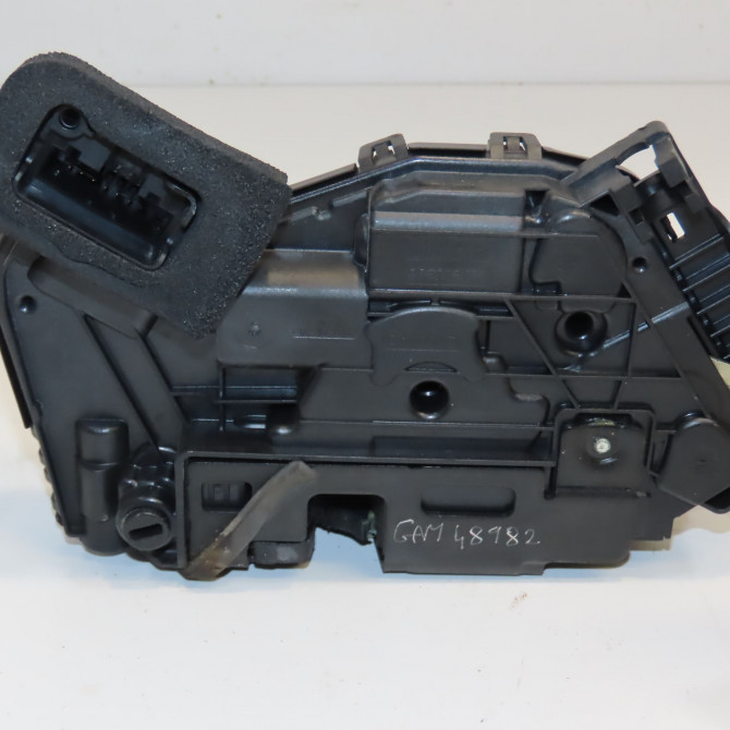 Serrure porte arg occasion VOLKSWAGEN T ROC 5TA839015L 3