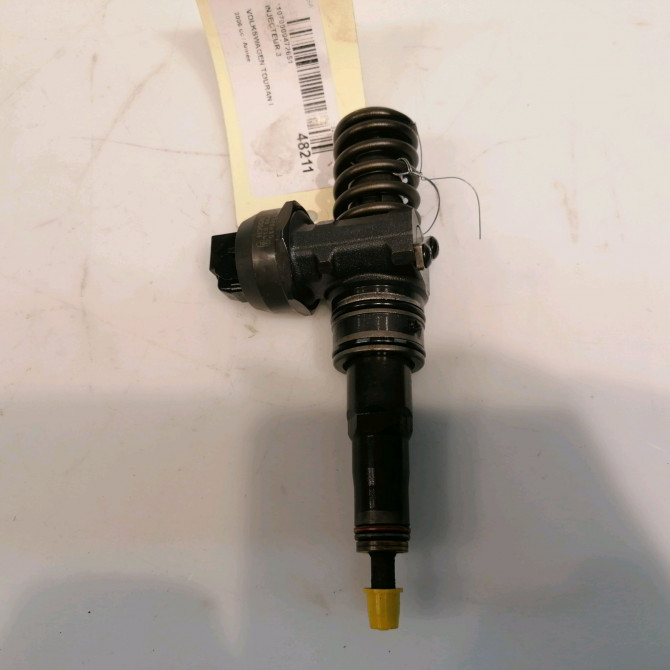 occasion VOLKSWAGEN TOURAN I Phase 1 03-2003->12-2006 38130073AG 2