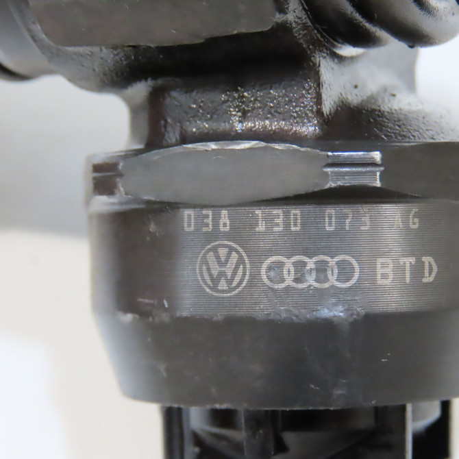 occasion VOLKSWAGEN GOLF V Phase 1 11-2003->10-2008 1.9 TDI 105ch 38130073AG 3