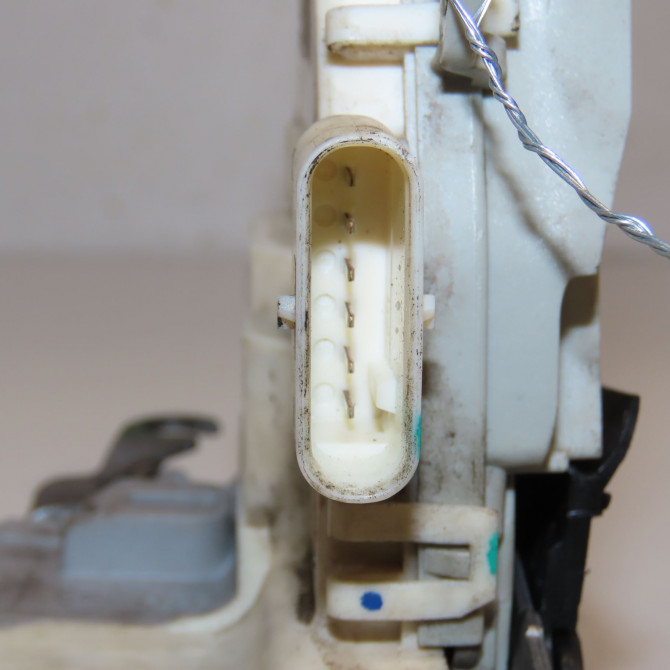 Serrure porte avd occasion SEAT LEON II Phase 2 05-2009->09-2012 1.6 TDI 105ch 1P1837016B 3