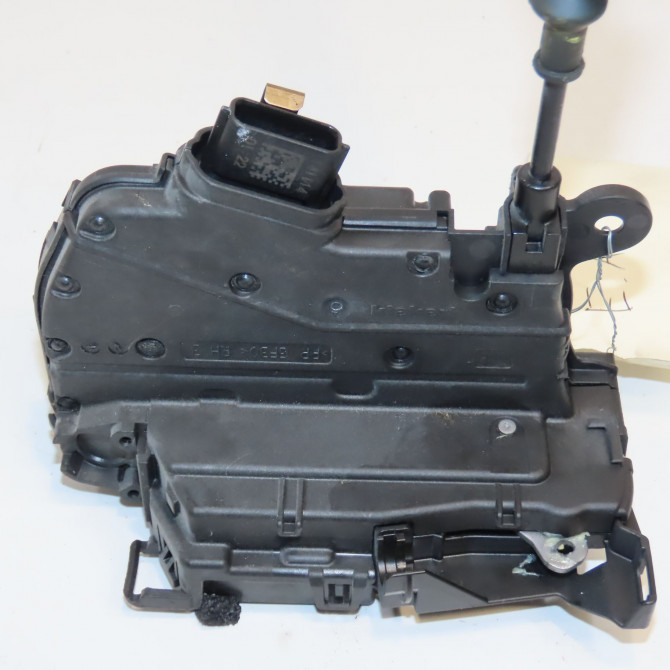 Serrure porte ard occasion RENAULT TWINGO III Phase 1 06-2014->... 1.0i 70ch 825022177R 4