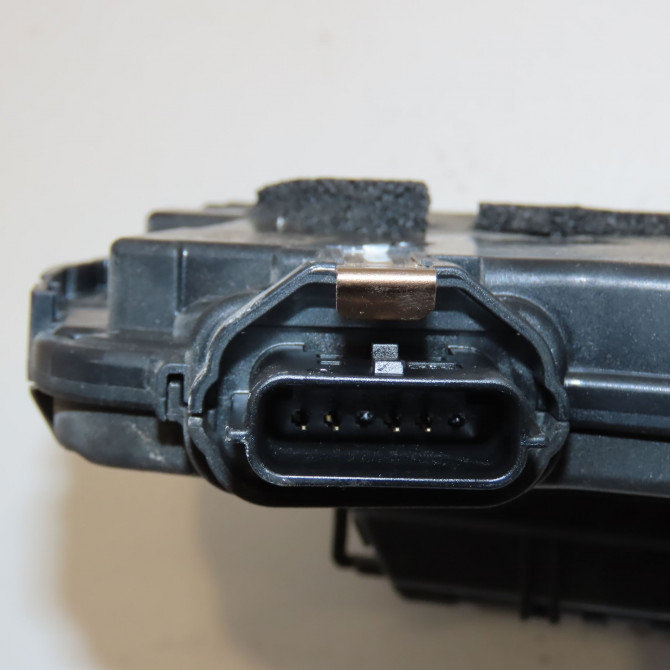 Serrure porte ard occasion RENAULT TWINGO III Phase 1 06-2014->... 1.0i 70ch 825022177R 5