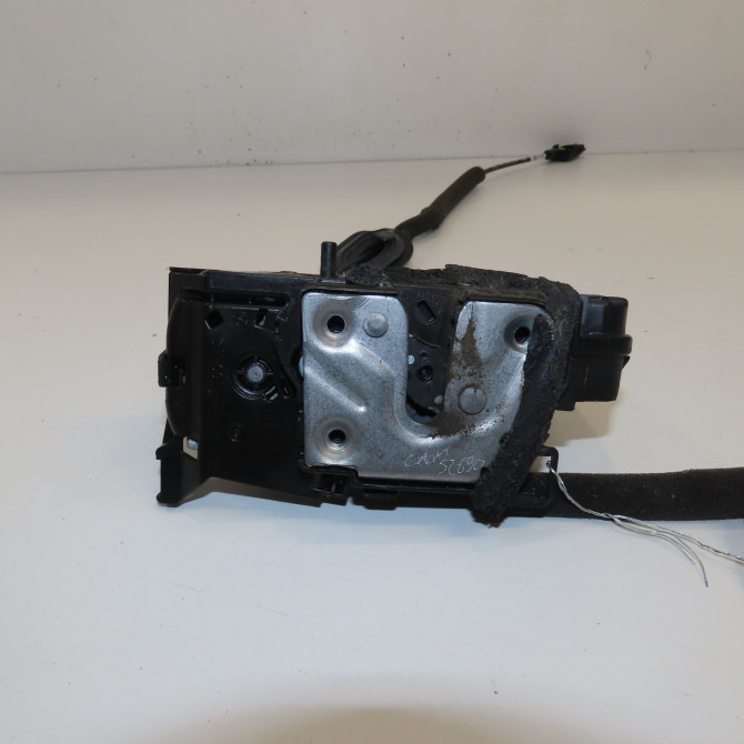 Serrure porte ard occasion RENAULT ZOE Phase 1 10-2012->... ELEC 825028522R 4