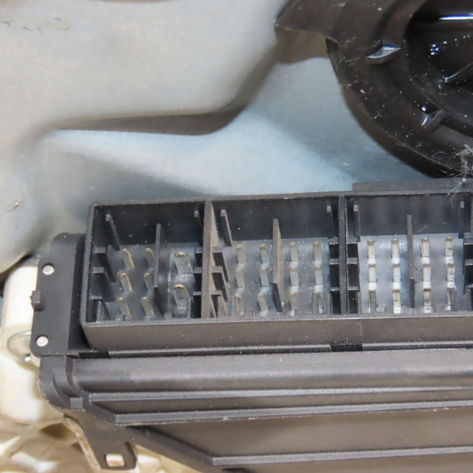 Mecanisme+moteur leve-glace avg occasion SEAT IBIZA III Phase 1 03-2002->03-2006 6L3837461 4