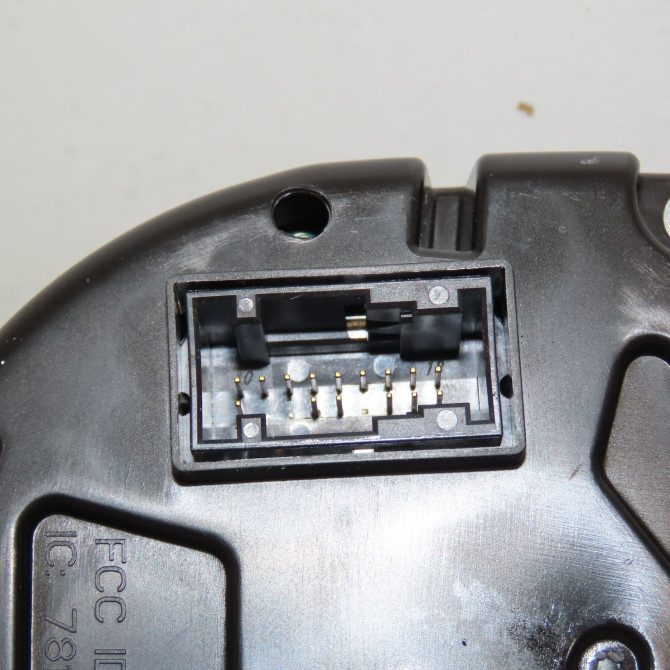 Compteur occasion VOLKSWAGEN POLO V Phase 2 02-2014->... 1.2i 90ch 3