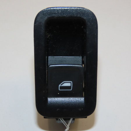 Commande lève-glace porte avant droite occasion VOLKSWAGEN POLO V Phase 2 02-2014->... 1.2i 90ch