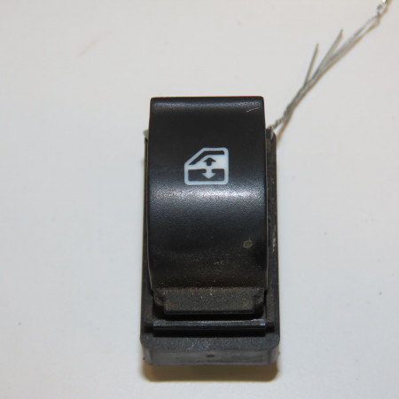 Commande lève-glace porte avant droite occasion FIAT DUCATO III Phase 1 06-2006->10-2014 2.3 D Turbo Multijet 130ch 735532906