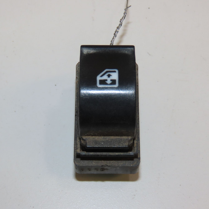 Commande lève-glace porte avant droite occasion FIAT DUCATO III Phase 1 06-2006->10-2014 735532906 1