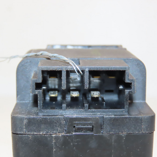 Commande lève-glace porte avant gauche occasion PEUGEOT 306 Phase 2 04-1997->03-2002 1.9 D 6552WK 4