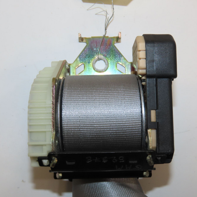 Ceinture arrière droite occasion RENAULT CLIO II Phase 2 06-2001->07-2006 8200282148 2