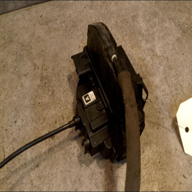 Serrure porte avd occasion RENAULT KOLEOS I Phase 1 06-2008->12-2011 2.0 DCI 16v 150ch 805024058R 3