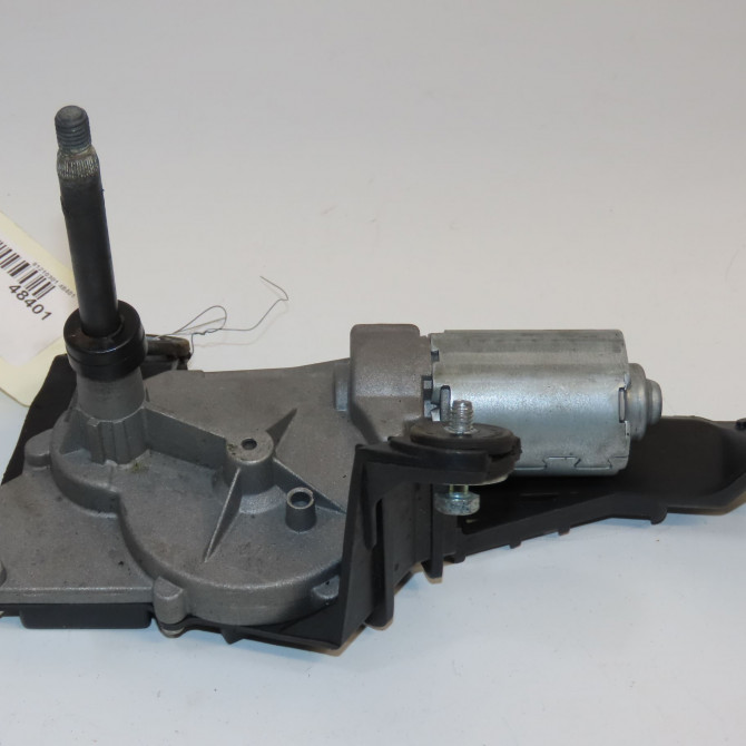 Moteur essuie-glace arrière occasion RENAULT KOLEOS I Phase 1 06-2008->12-2011 2.0 DCI 150ch 28710JY00A 1