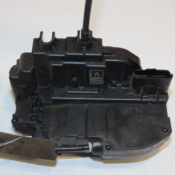 Serrure porte avd occasion RENAULT KOLEOS I Phase 1 06-2008->12-2011 2.0 DCI 150ch 805024058R 4