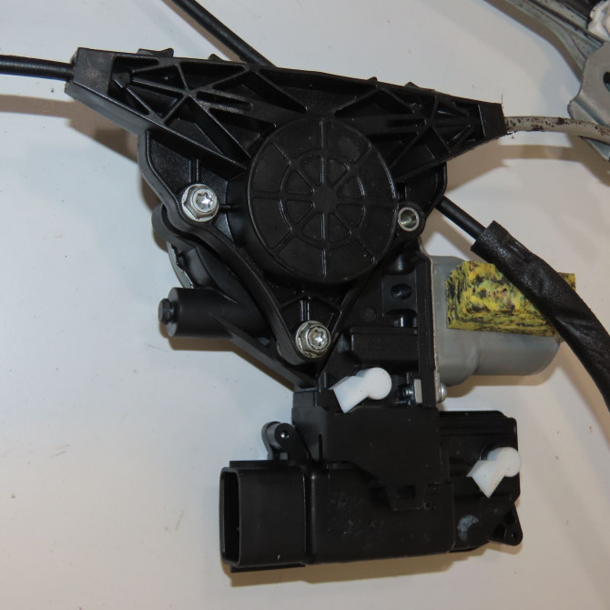 Mecanisme + moteur lève-glace avant droit occasion RENAULT KOLEOS I Phase 1 06-2008->12-2011 2.0 DCI 150ch 807207736R 3