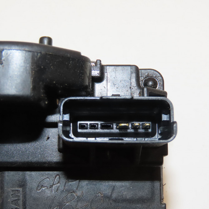 Serrure porte ard occasion RENAULT KOLEOS I Phase 1 06-2008->12-2011 2.0 DCI 150ch 825029849R 5