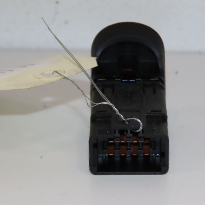 Bouton de warning occasion RENAULT KANGOO I Phase 1 09-1997->06-2003 1.2i 8v 60ch 252900266R 2