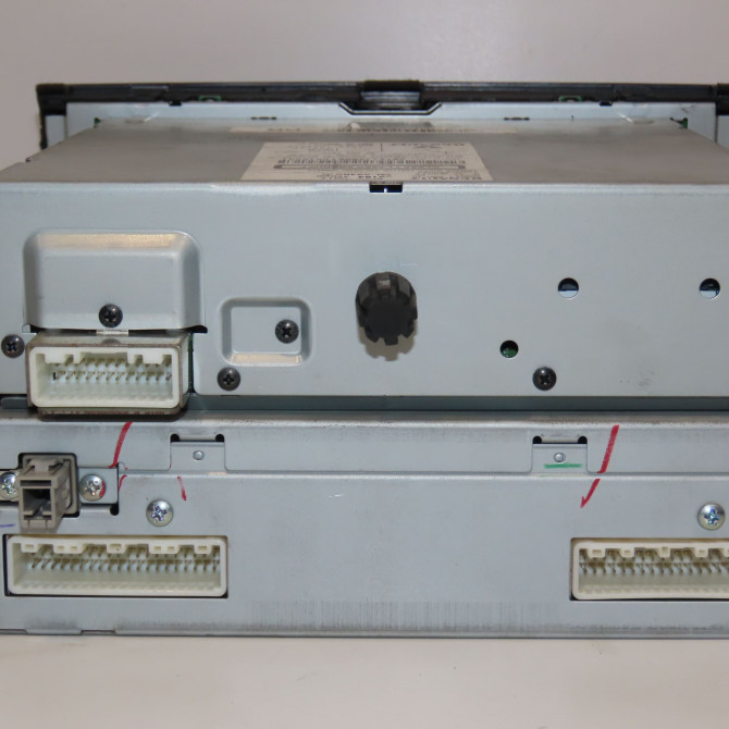 Autoradio occasion RENAULT KOLEOS I Phase 1 06-2008->12-2011 2.0 DCI 150ch 28184JY00B 2